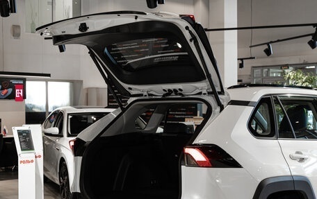 Toyota RAV4, 2025 год, 5 190 000 рублей, 15 фотография