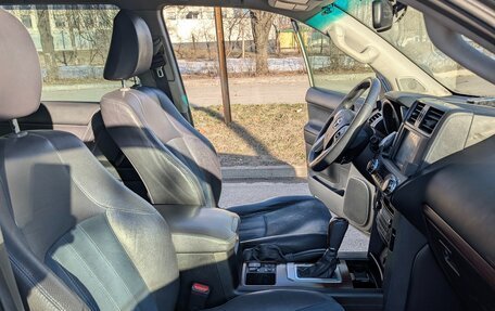 Toyota Land Cruiser Prado 150 рестайлинг 2, 2011 год, 2 500 000 рублей, 7 фотография