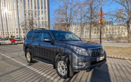 Toyota Land Cruiser Prado 150 рестайлинг 2, 2011 год, 2 500 000 рублей, 5 фотография