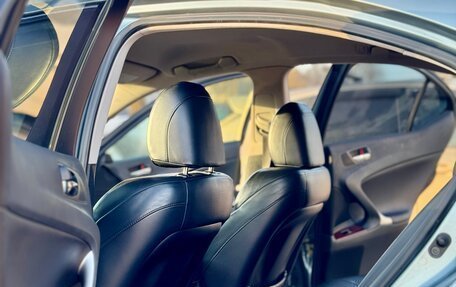 Lexus IS II рестайлинг 2, 2007 год, 1 400 000 рублей, 13 фотография