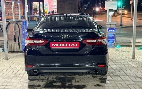 Toyota Camry, 2019 год, 2 650 000 рублей, 4 фотография