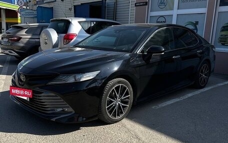 Toyota Camry, 2019 год, 2 650 000 рублей, 18 фотография