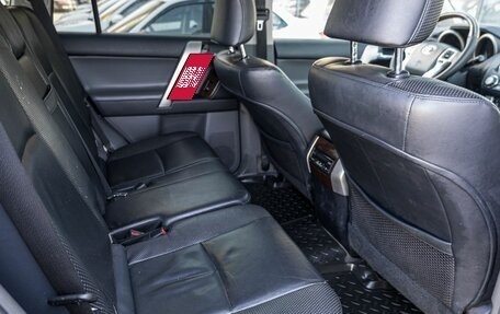 Toyota Land Cruiser Prado 150 рестайлинг 2, 2010 год, 2 745 000 рублей, 8 фотография