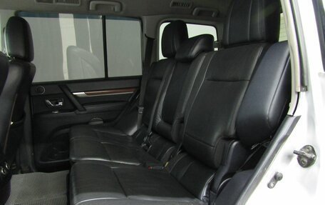 Mitsubishi Pajero IV, 2006 год, 1 280 000 рублей, 16 фотография