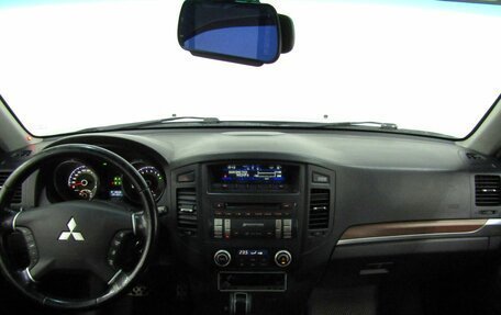 Mitsubishi Pajero IV, 2006 год, 1 280 000 рублей, 18 фотография