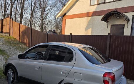 Toyota Echo, 2001 год, 365 000 рублей, 1 фотография