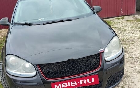 Volkswagen Golf V, 2008 год, 680 000 рублей, 1 фотография