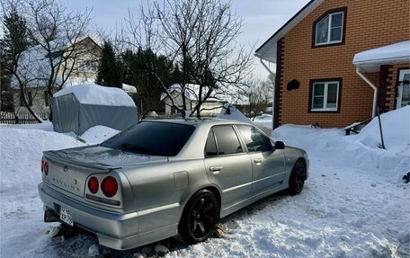 Nissan Skyline, 2001 год, 920 000 рублей, 2 фотография