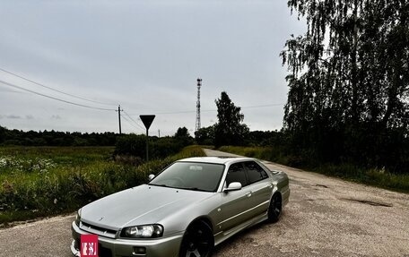 Nissan Skyline, 2001 год, 920 000 рублей, 9 фотография