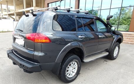 Mitsubishi Pajero Sport II рестайлинг, 2011 год, 1 900 000 рублей, 3 фотография