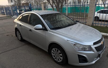 Chevrolet Cruze II, 2014 год, 750 000 рублей, 4 фотография