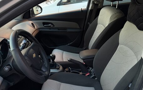 Chevrolet Cruze II, 2014 год, 750 000 рублей, 7 фотография