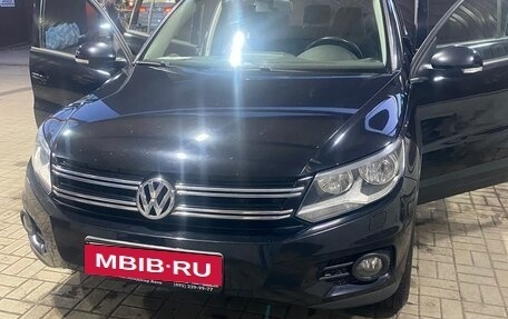 Volkswagen Tiguan I, 2012 год, 1 555 000 рублей, 2 фотография