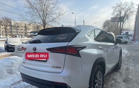 Lexus NX I, 2021 год, 3 800 000 рублей, 4 фотография