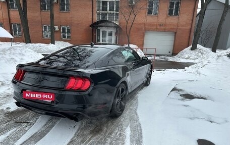 Ford Mustang VI рестайлинг, 2021 год, 3 500 000 рублей, 5 фотография