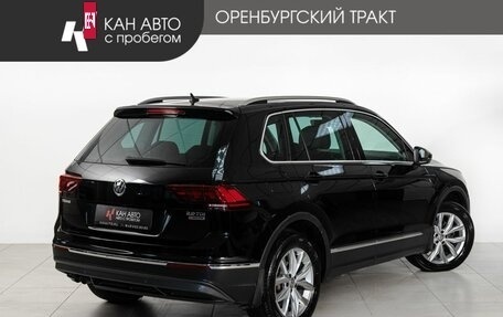Volkswagen Tiguan II, 2017 год, 2 650 000 рублей, 3 фотография