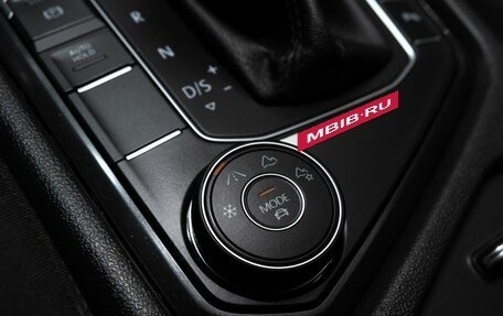 Volkswagen Tiguan II, 2017 год, 2 650 000 рублей, 12 фотография