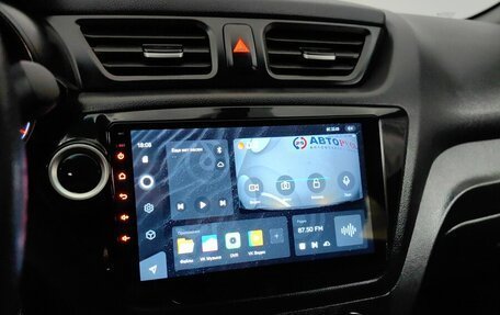 KIA Rio III рестайлинг, 2015 год, 975 000 рублей, 14 фотография