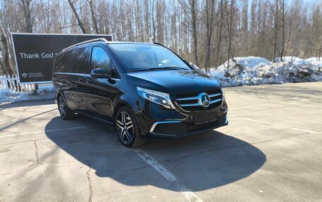 Mercedes-Benz V-Класс, 2021 год, 7 140 000 рублей, 6 фотография