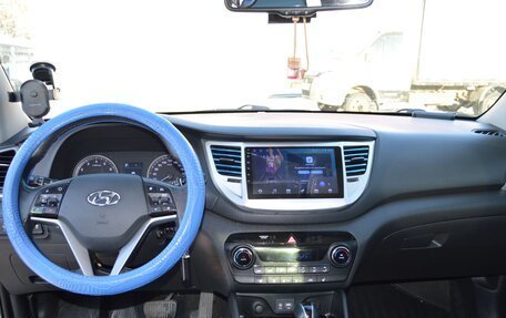 Hyundai Tucson III, 2016 год, 1 750 000 рублей, 10 фотография