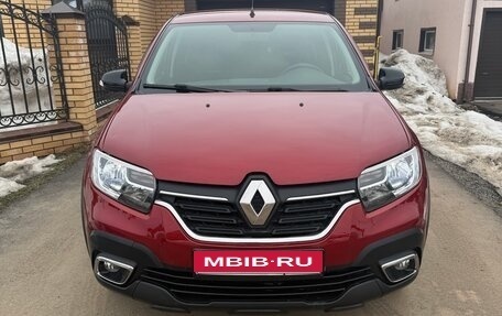 Renault Logan II, 2018 год, 1 390 000 рублей, 3 фотография