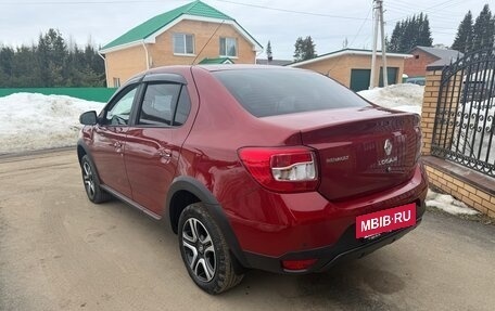 Renault Logan II, 2018 год, 1 390 000 рублей, 5 фотография