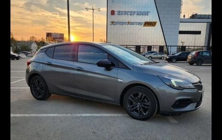 Opel Astra K, 2020 год, 1 650 000 рублей, 4 фотография