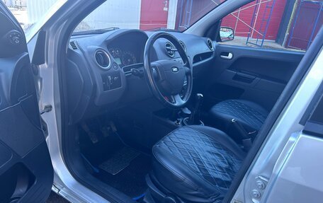 Ford Fusion I, 2006 год, 450 000 рублей, 10 фотография