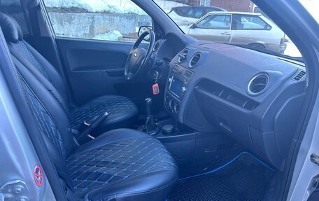 Ford Fusion I, 2006 год, 450 000 рублей, 13 фотография