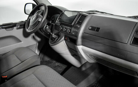 Volkswagen Caravelle T5, 2011 год, 1 690 000 рублей, 13 фотография