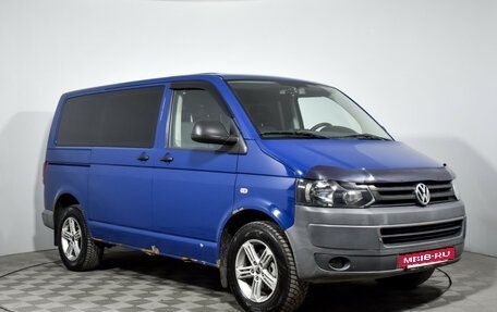 Volkswagen Caravelle T5, 2011 год, 1 690 000 рублей, 3 фотография