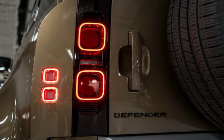 Land Rover Defender II, 2022 год, 9 700 000 рублей, 13 фотография