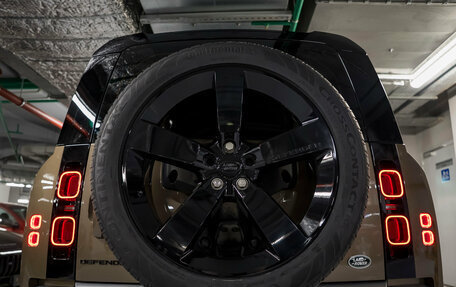 Land Rover Defender II, 2022 год, 9 700 000 рублей, 14 фотография