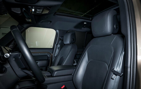 Land Rover Defender II, 2022 год, 9 700 000 рублей, 20 фотография
