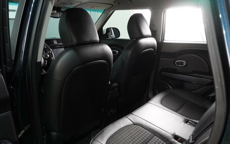 KIA Soul II рестайлинг, 2017 год, 1 649 000 рублей, 11 фотография