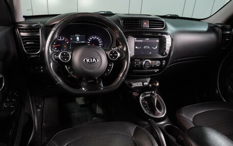 KIA Soul II рестайлинг, 2017 год, 1 649 000 рублей, 6 фотография