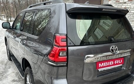 Toyota Land Cruiser Prado 150 рестайлинг 2, 2019 год, 4 950 000 рублей, 4 фотография