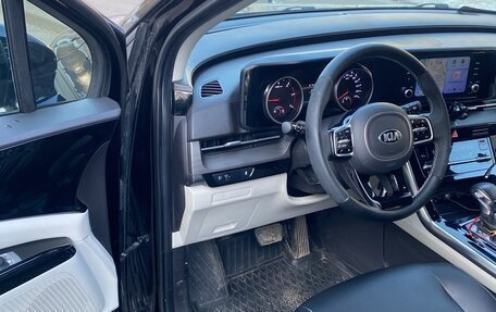 KIA Carnival, 2021 год, 3 850 000 рублей, 19 фотография