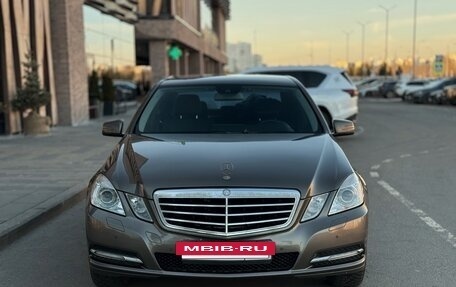 Mercedes-Benz E-Класс, 2012 год, 1 200 000 рублей, 2 фотография