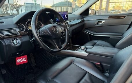 Mercedes-Benz E-Класс, 2012 год, 1 200 000 рублей, 7 фотография