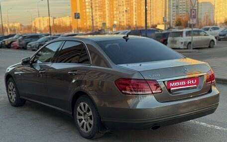 Mercedes-Benz E-Класс, 2012 год, 1 200 000 рублей, 6 фотография