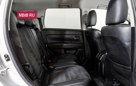 Mitsubishi Outlander III рестайлинг 3, 2021 год, 2 849 000 рублей, 21 фотография