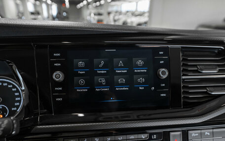 Volkswagen Multivan T6 рестайлинг, 2022 год, 7 350 000 рублей, 24 фотография