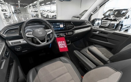 Volkswagen Multivan T6 рестайлинг, 2022 год, 7 350 000 рублей, 7 фотография