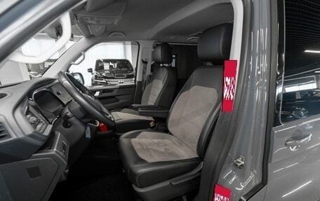 Volkswagen Multivan T6 рестайлинг, 2022 год, 7 350 000 рублей, 9 фотография