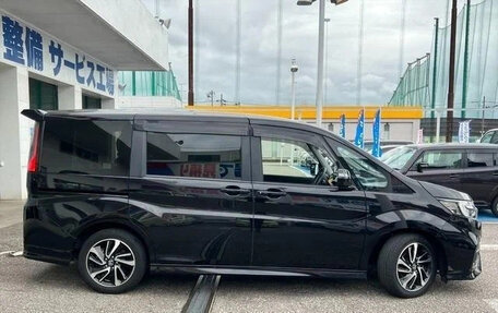 Honda Stepwgn IV, 2022 год, 1 959 060 рублей, 4 фотография