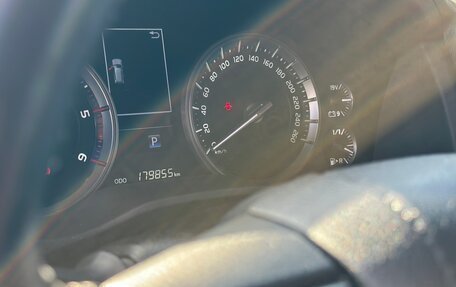 Toyota Land Cruiser 200, 2015 год, 5 300 000 рублей, 5 фотография