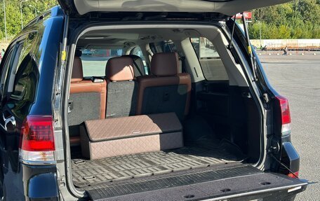 Toyota Land Cruiser 200, 2015 год, 5 300 000 рублей, 8 фотография