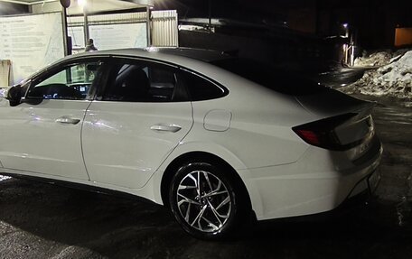 Hyundai Sonata VIII, 2020 год, 2 000 000 рублей, 3 фотография