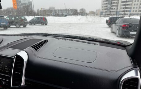 Porsche Cayenne III, 2013 год, 2 700 000 рублей, 13 фотография